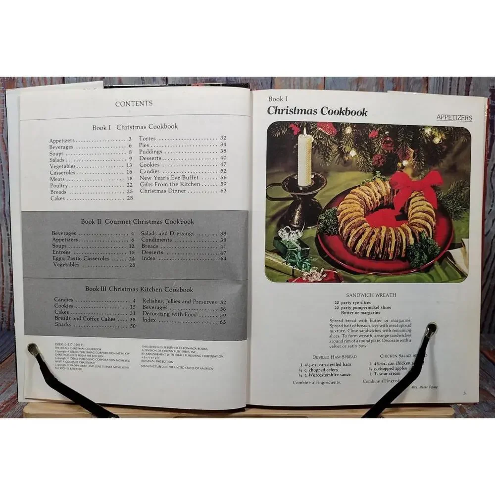 Ideals Christmas Cookbook Treasury by Bonanza‎ Books